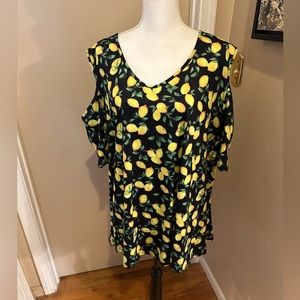 Lemon cold shoulder top. 3x New.